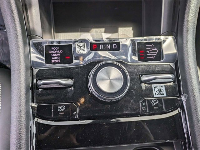 New 2024 Jeep Grand Cherokee Overland w/ Advanced Protech Group III image 24