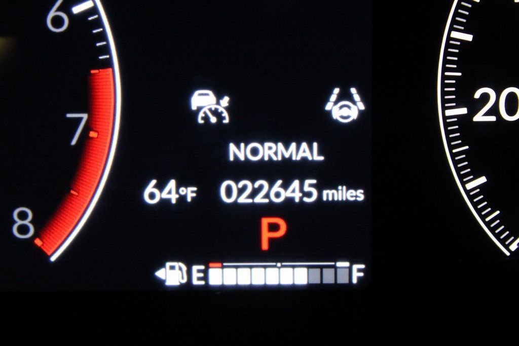 Used 2023 Honda Pilot Touring image 38