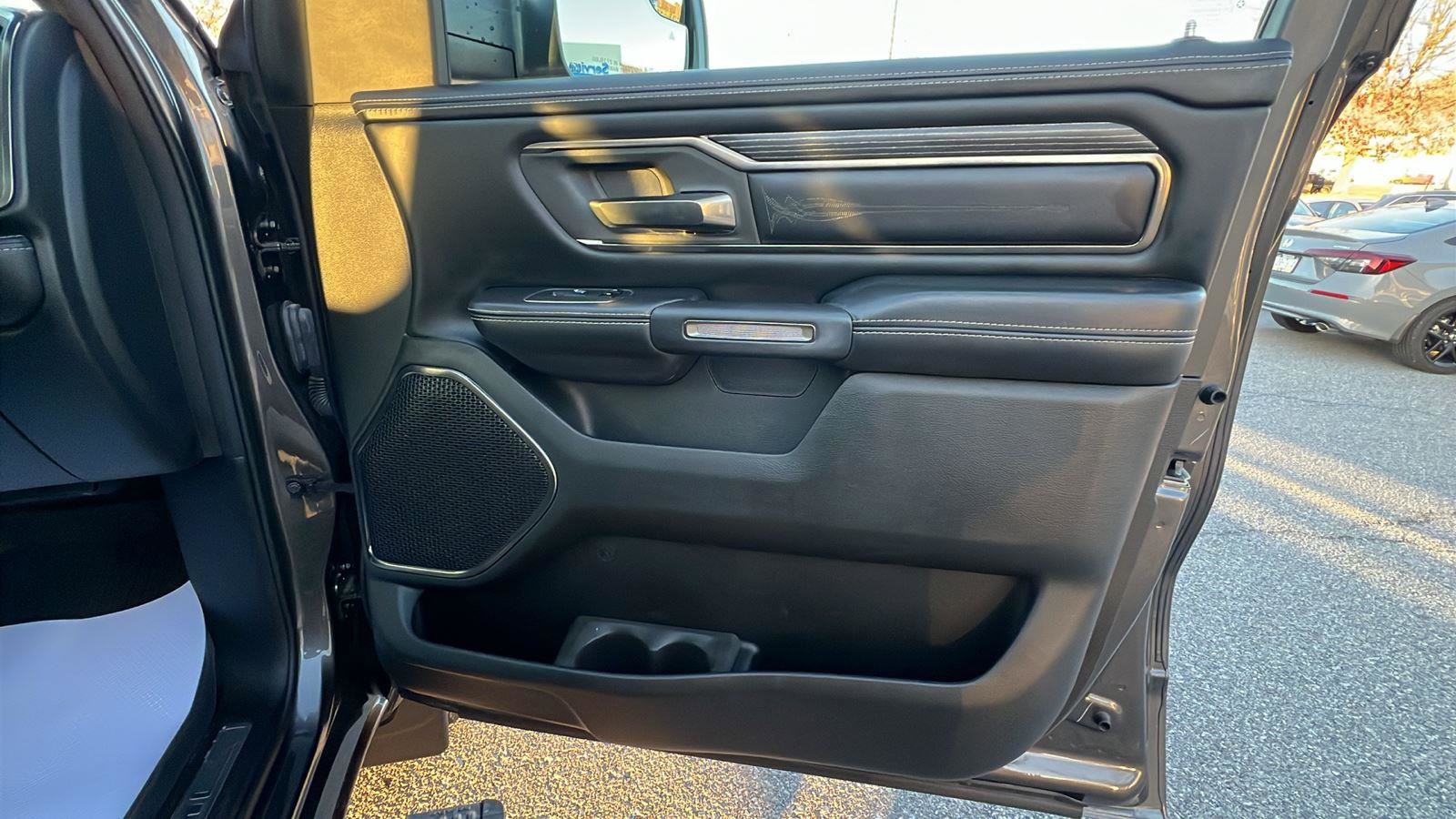 Used 2021 RAM 1500 Limited image 12