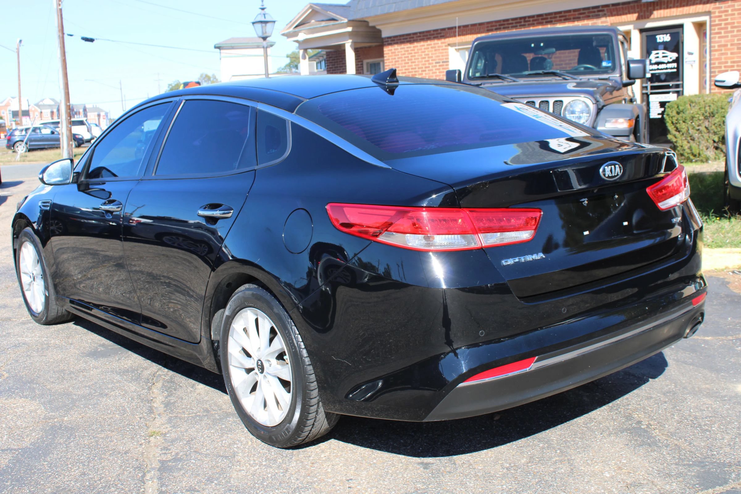 Used 2018 Kia Optima EX FWD image 7
