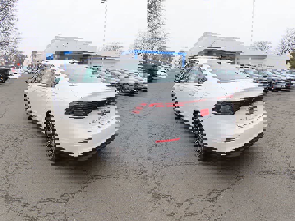 New 2026 Honda Accord SE image 4