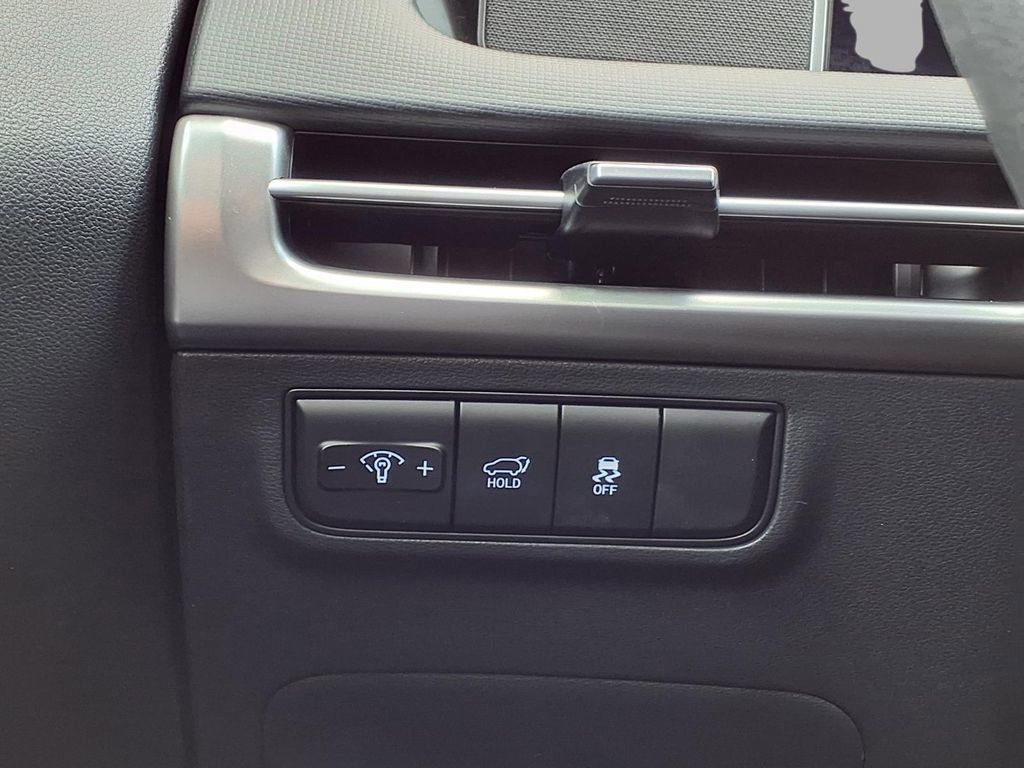 Used 2025 Hyundai Tucson SEL image 17