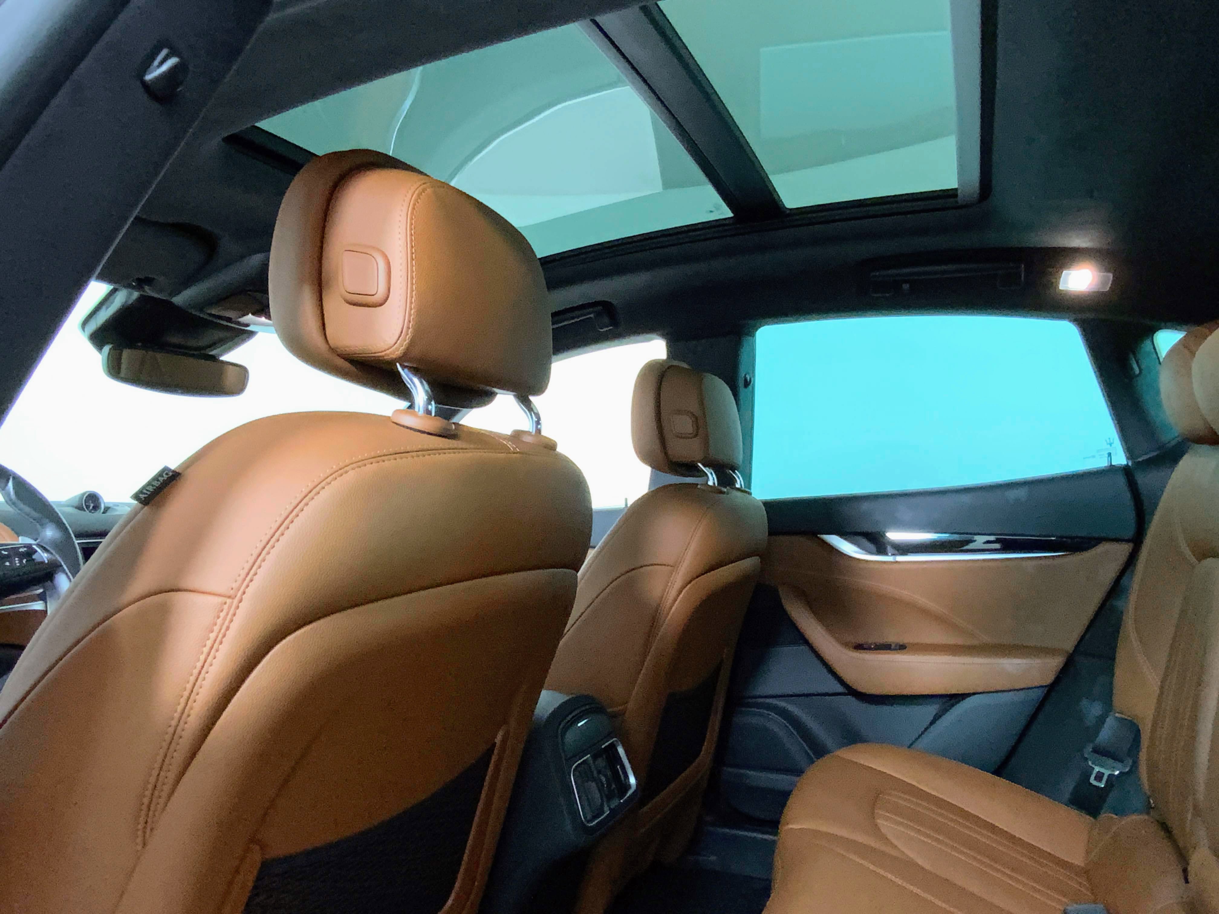 Certified 2022 Maserati Levante GT image 42