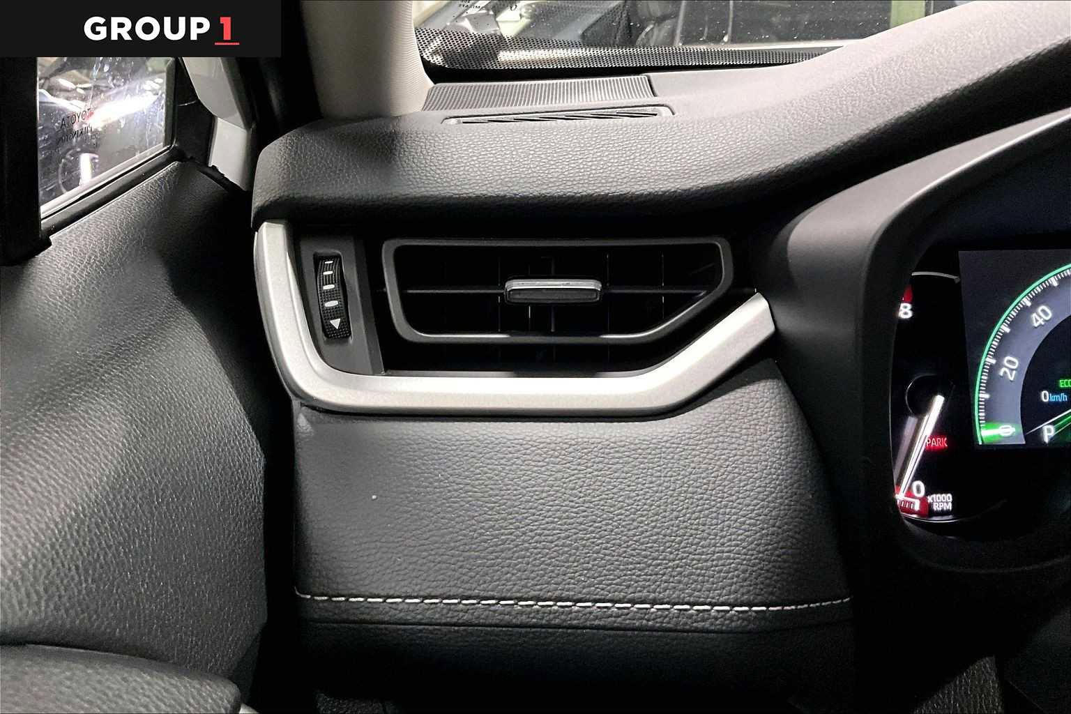 Certified 2025 Toyota RAV4 XLE image 33