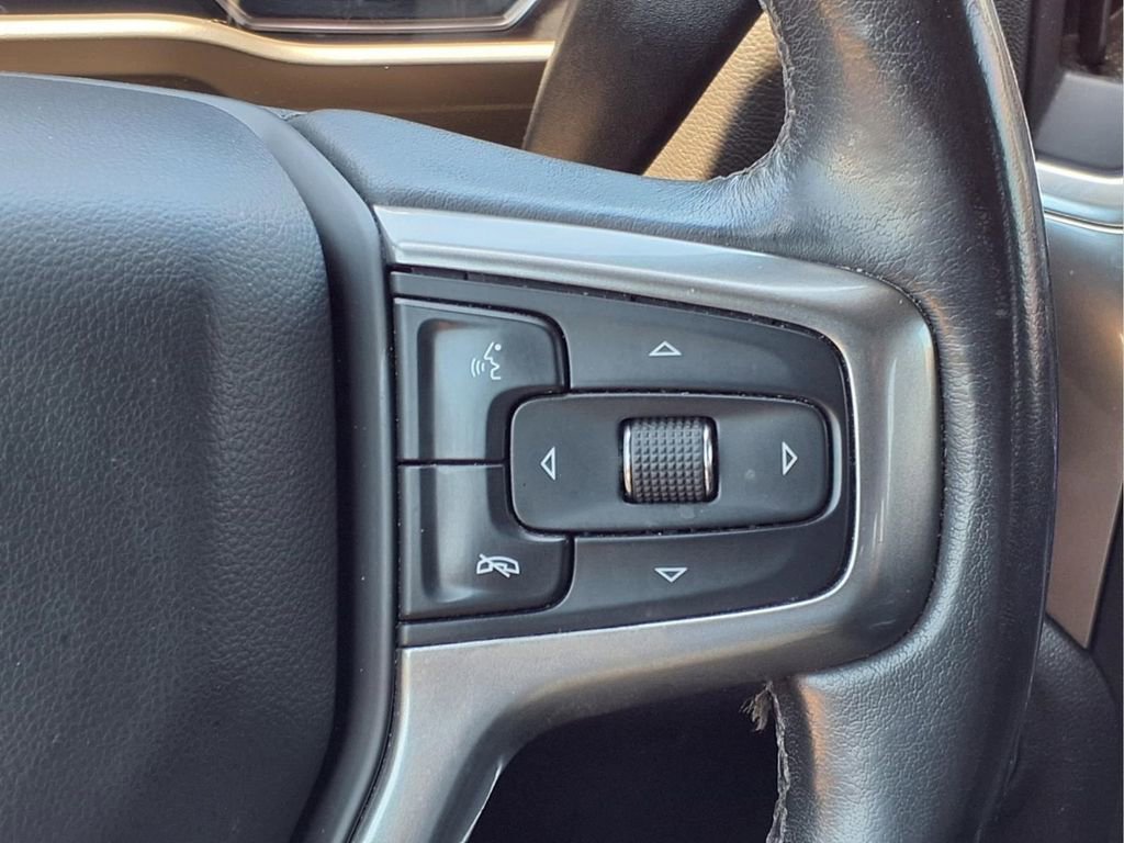 Used 2020 Chevrolet Silverado 1500 LT Trail Boss AWD/4WD image 17