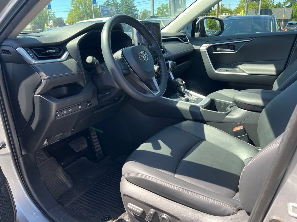 Used 2023 Toyota RAV4 XLE Premium AWD/4WD image 11