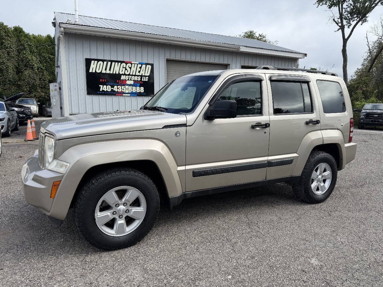 Used 2010 Jeep Liberty Sport w/ Popular Equipment Group AWD/4WD image 1