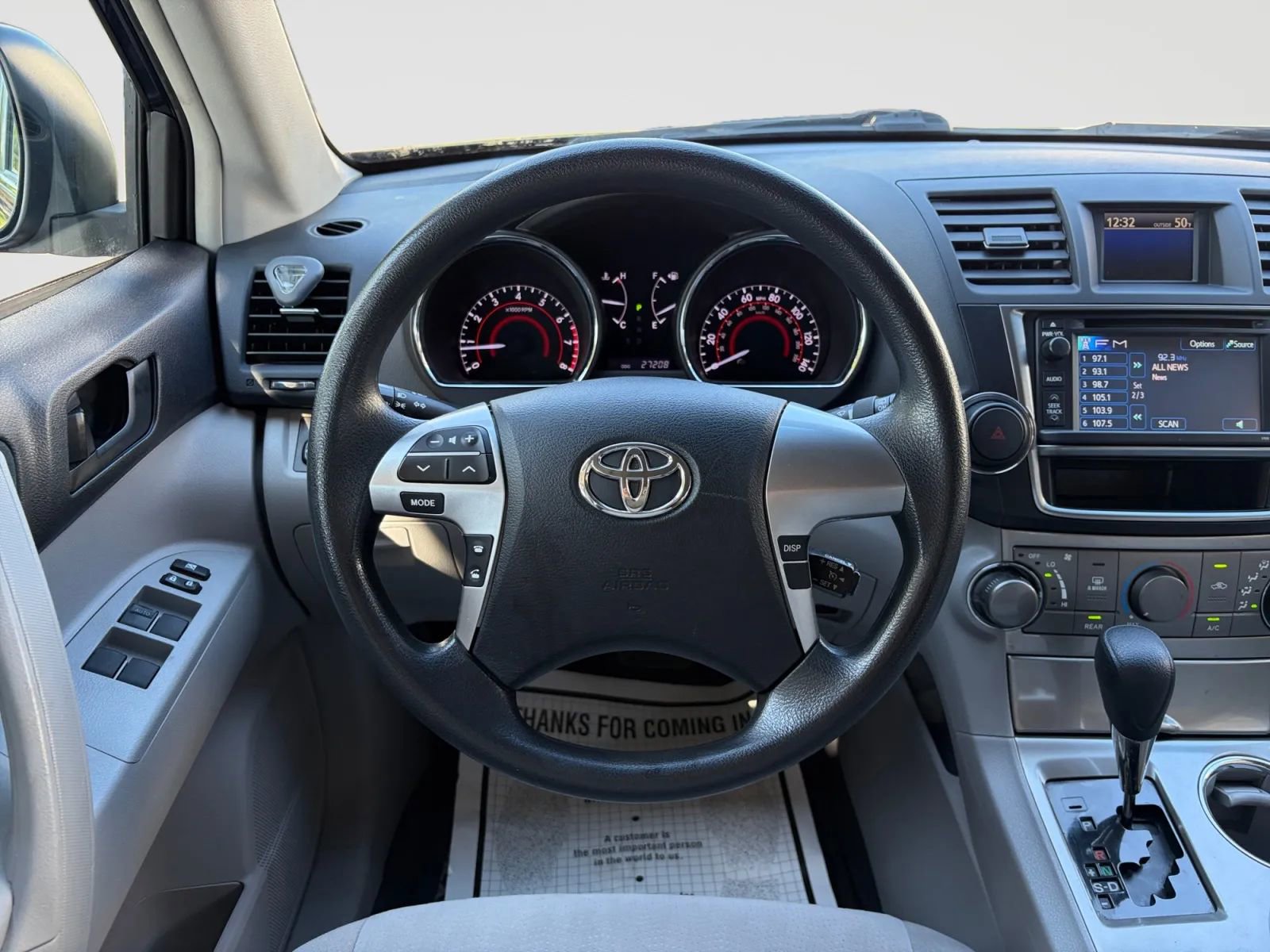Used 2013 Toyota Highlander 4WD w/ Cold Weather Pkg image 26