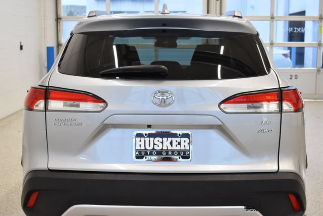 Used 2024 Toyota Corolla Cross LE AWD/4WD image 11