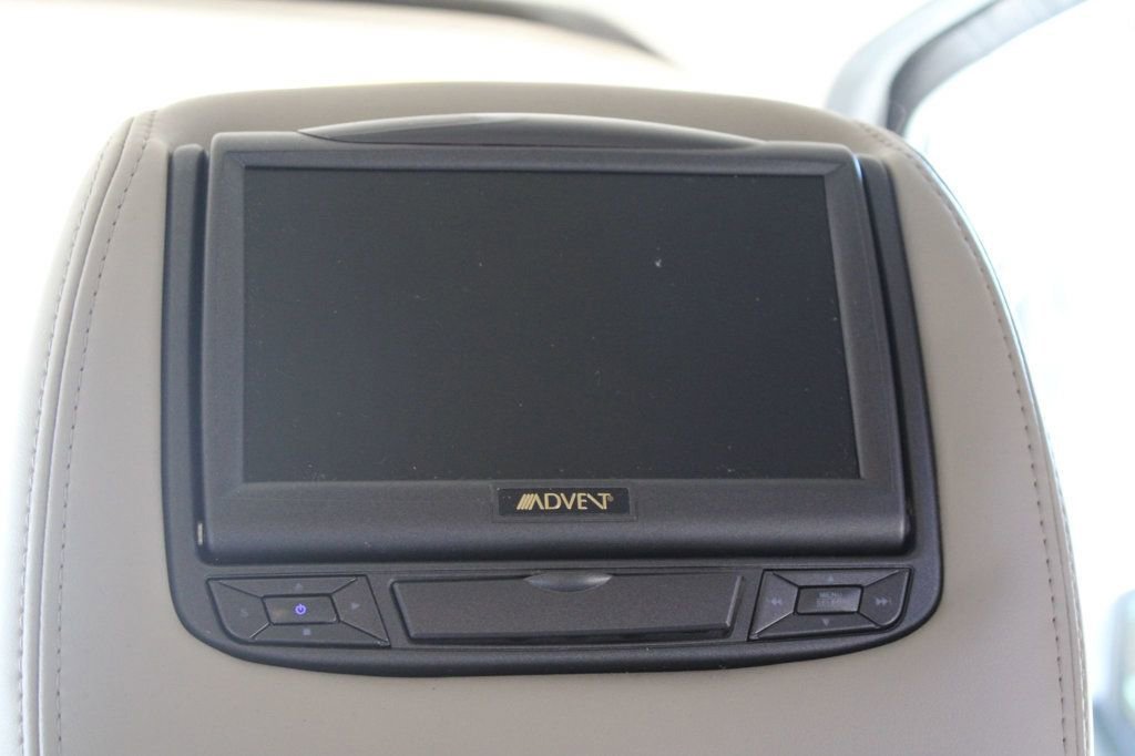 Used 2015 Lincoln Navigator 2WD image 36