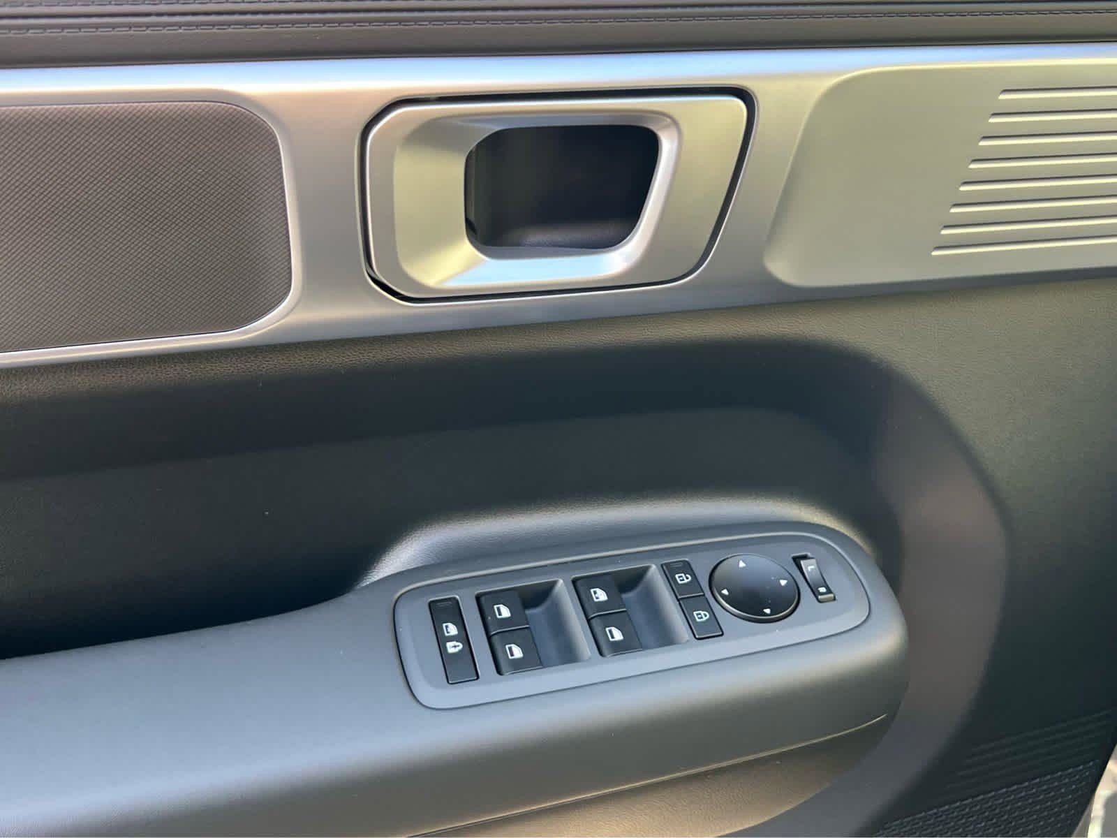 New 2026 Hyundai Santa Fe SE AWD/4WD image 31