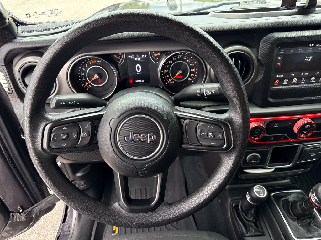 Used 2022 Jeep Gladiator Sport AWD/4WD image 14