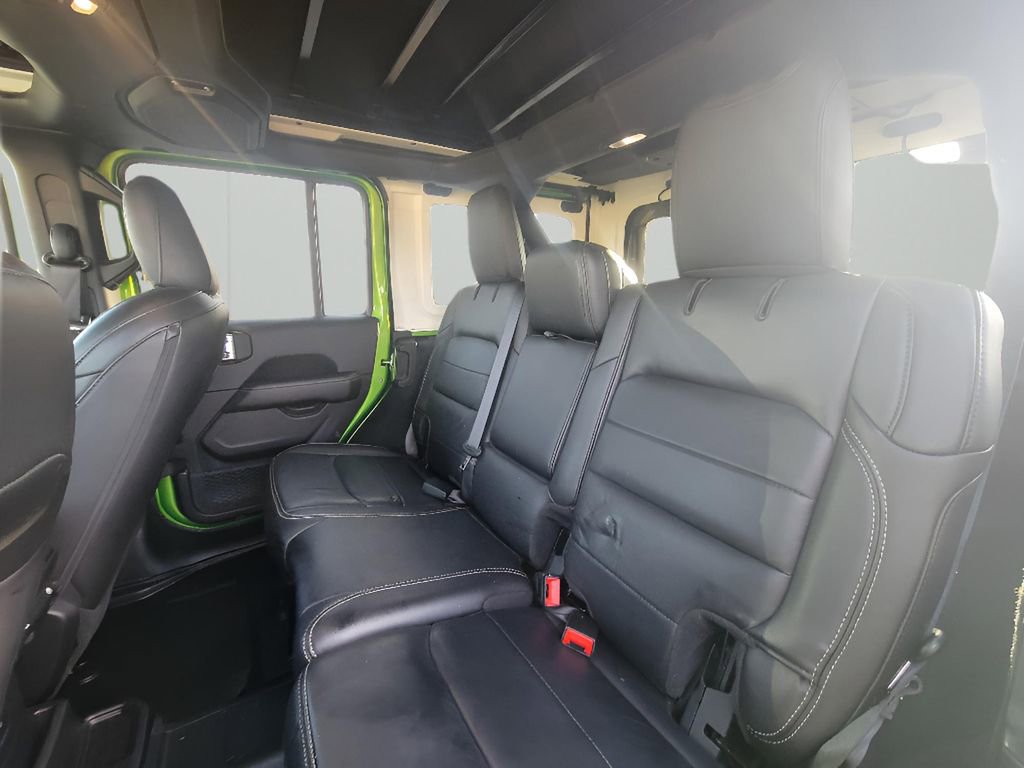 Used 2019 Jeep Wrangler Unlimited Sahara image 26