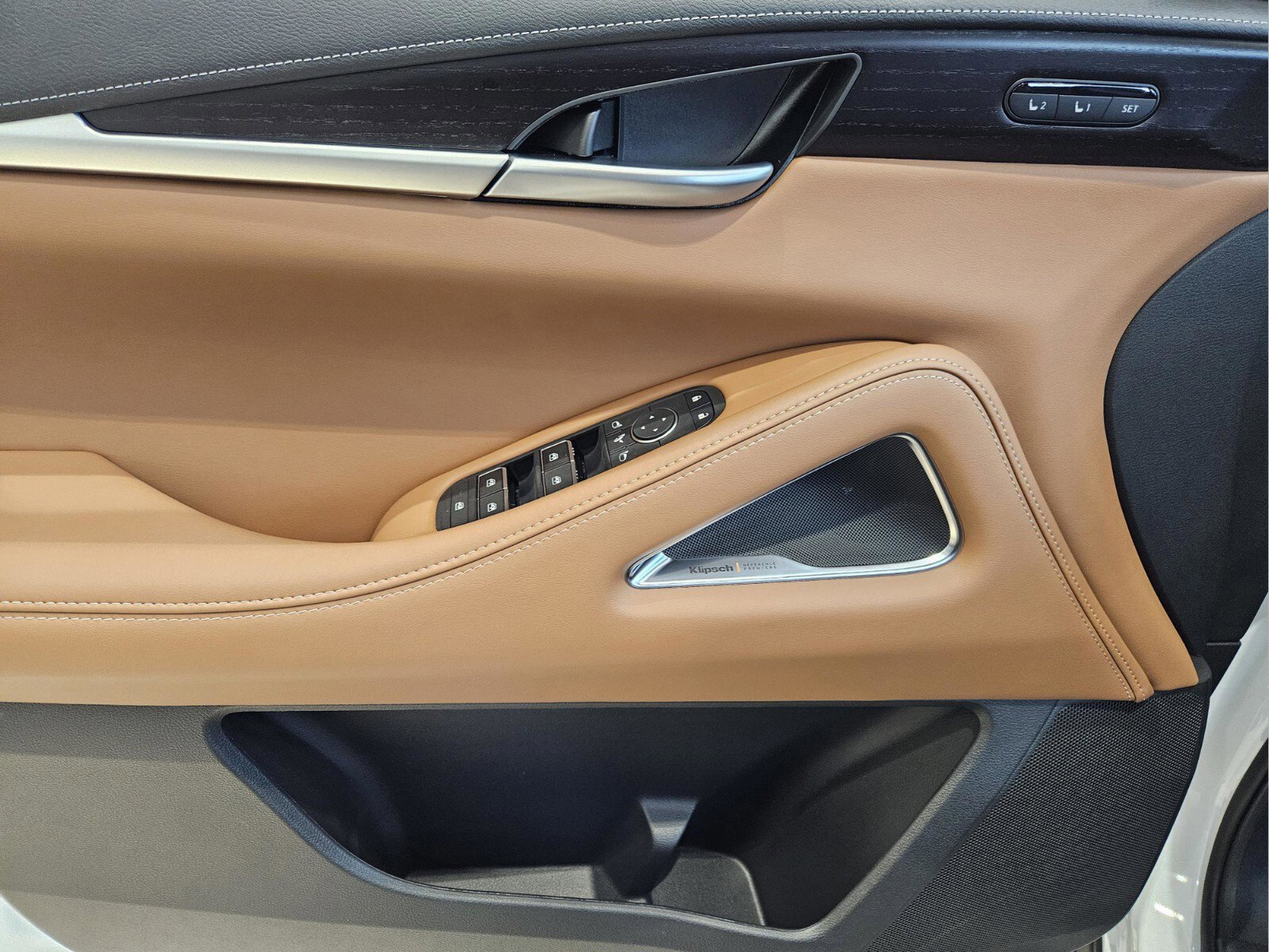 New 2026 INFINITI QX60 Autograph w/ Dark Cargo Package image 16