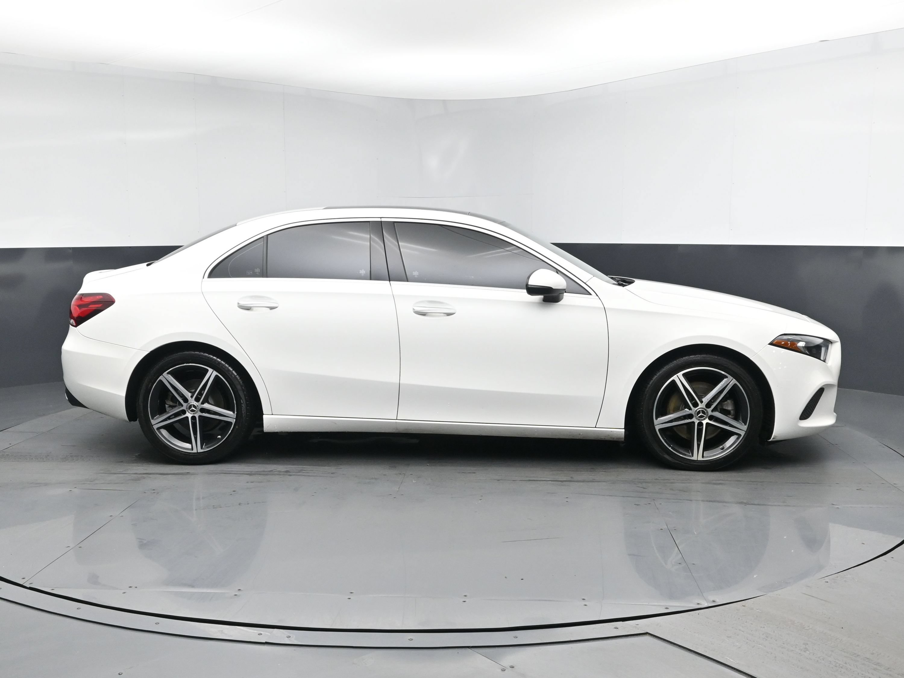 Used 2022 Mercedes-Benz A 220 4MATIC w/ Premium Package Lite image 3