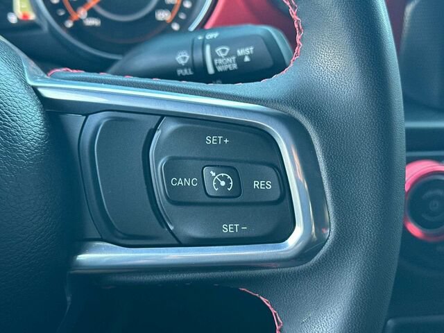 Used 2023 Jeep Gladiator Rubicon w/ Trailer Tow Package AWD/4WD image 29