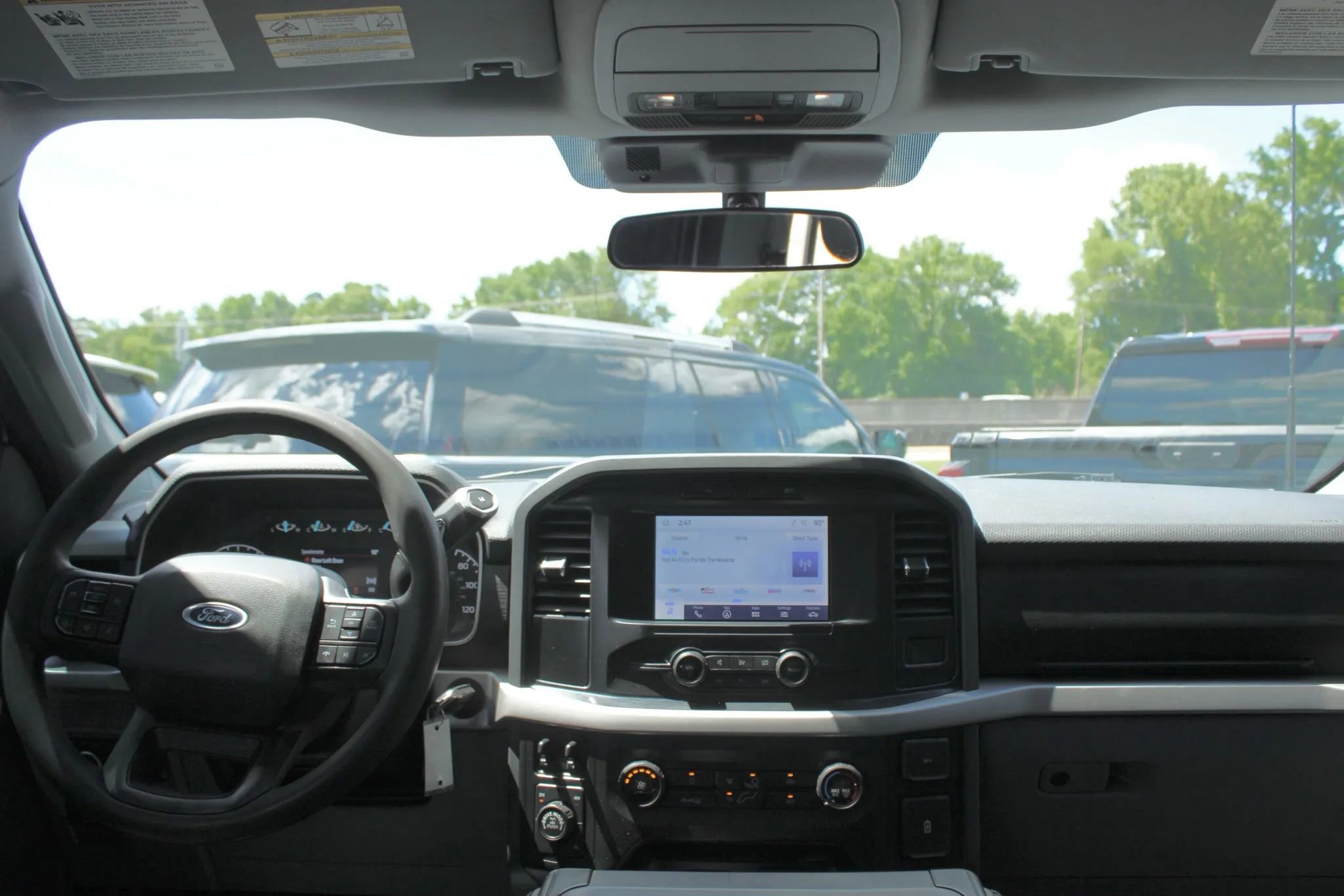 Used 2022 Ford F150 XLT image 13