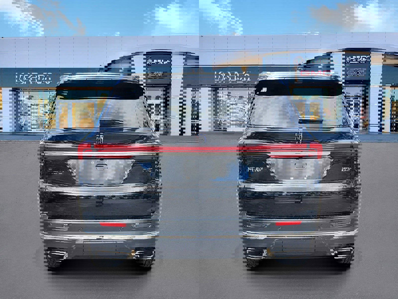 New 2026 Buick Enclave Preferred w/ Power Package image 4