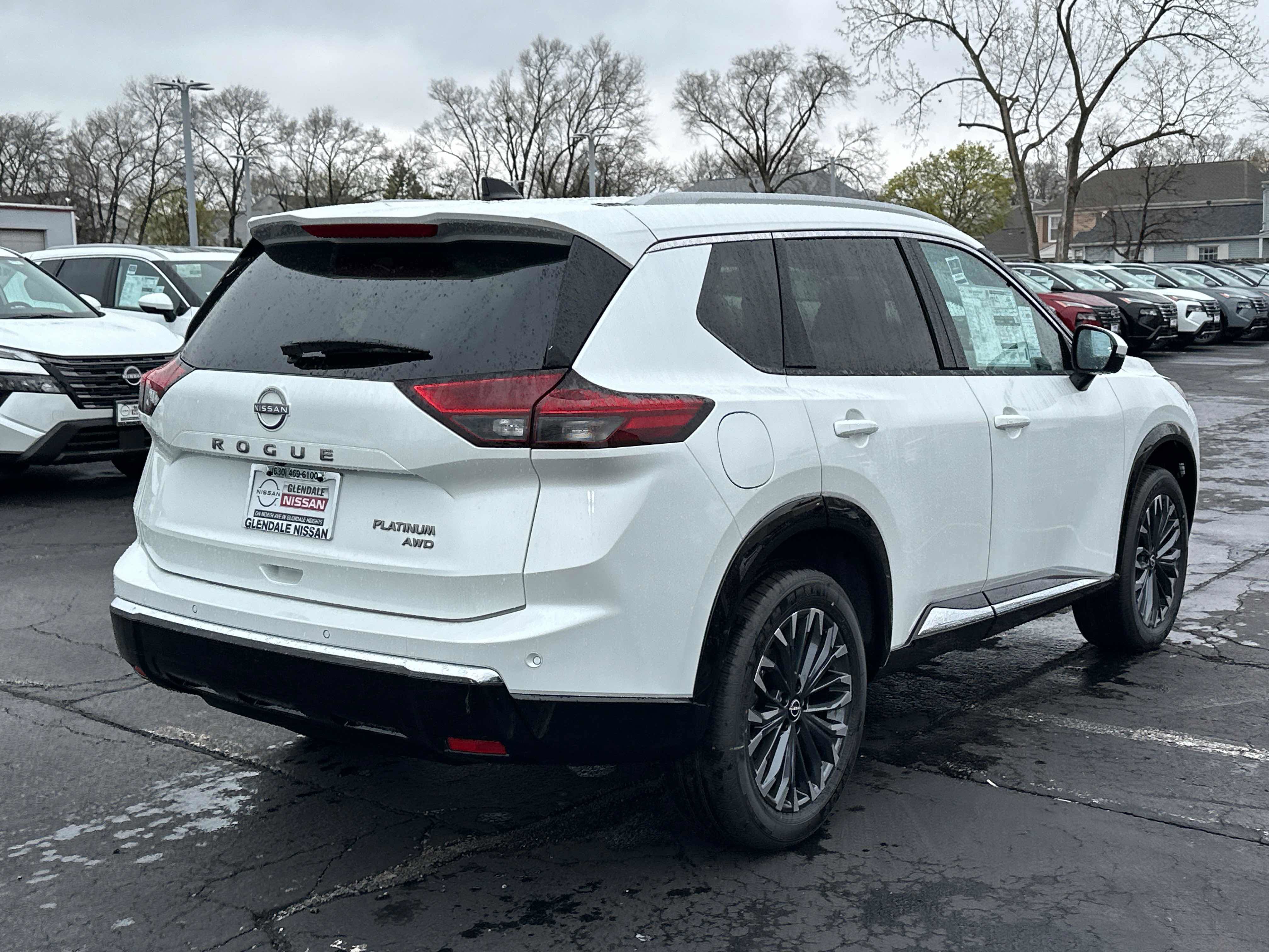 New 2026 Nissan Rogue Platinum image 4