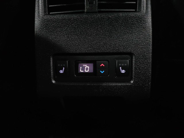 Used 2023 Mitsubishi Outlander SEL 40th Anniversary AWD/4WD image 18