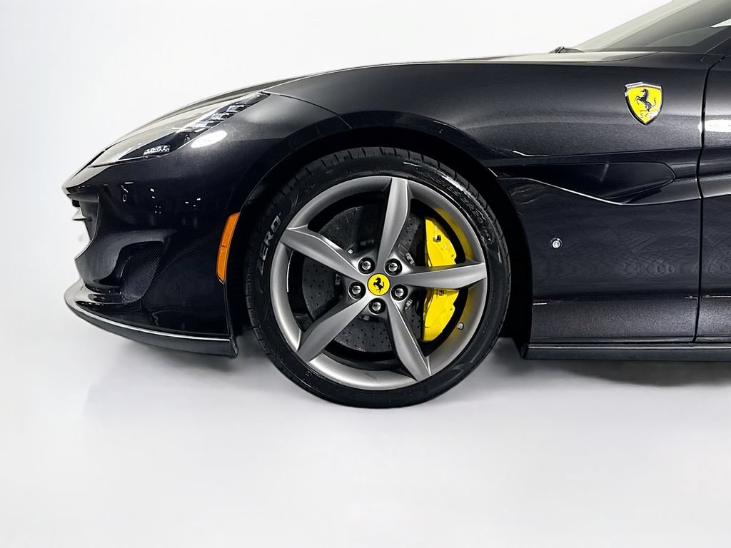 Used 2019 Ferrari Portofino RWD image 27