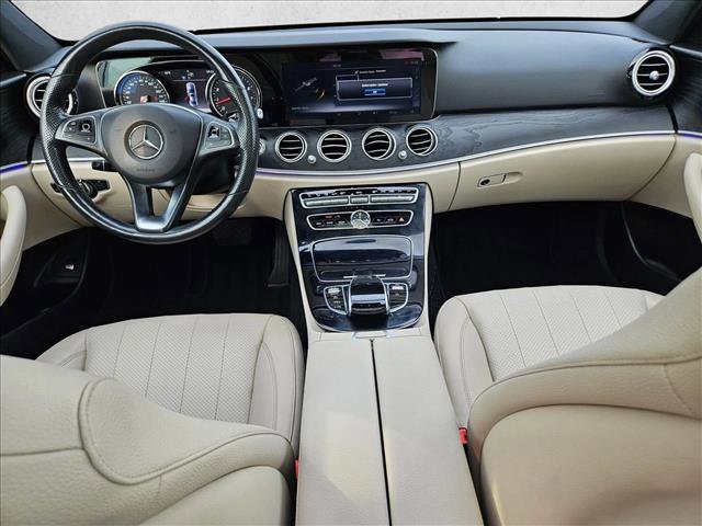 Used 2017 Mercedes-Benz E 300 4MATIC image 18