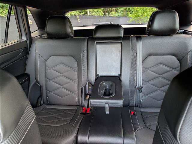 Certified 2024 Volkswagen Atlas Cross Sport SE AWD/4WD image 17