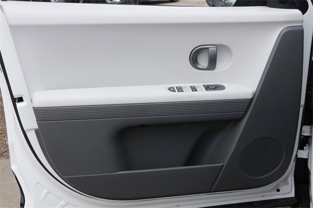 New 2026 Hyundai Ioniq 5 SEL image 17