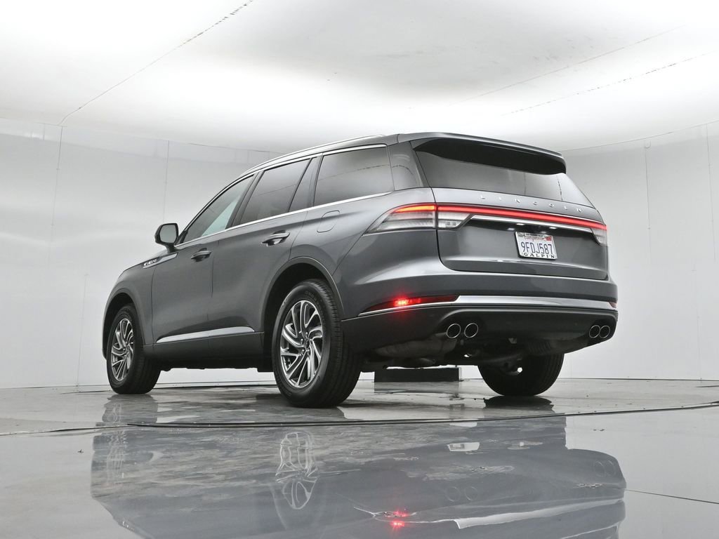 Used 2023 Lincoln Aviator Standard image 47