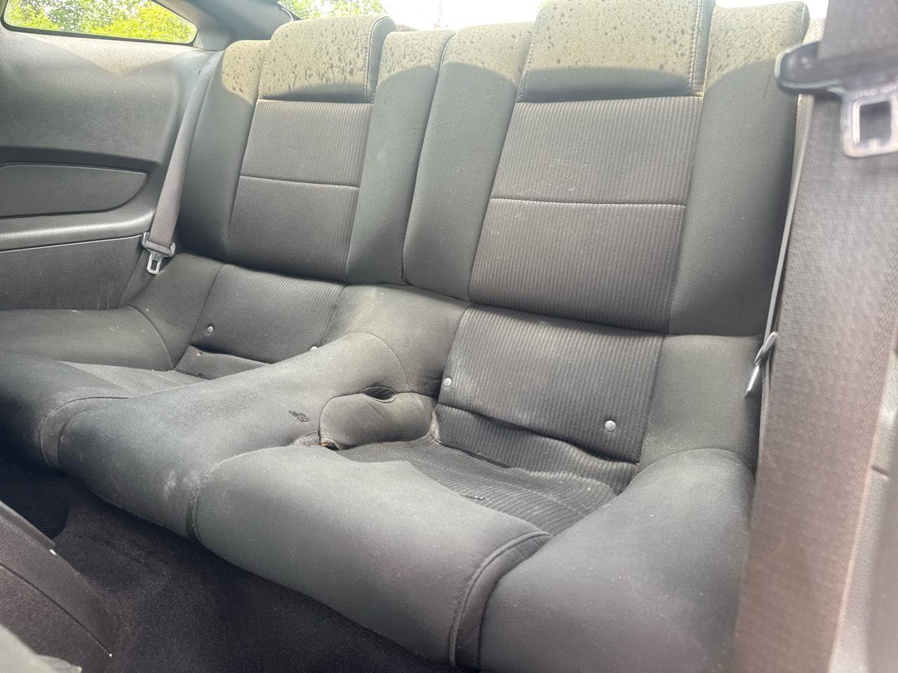 Used 2010 Ford Mustang Coupe image 37