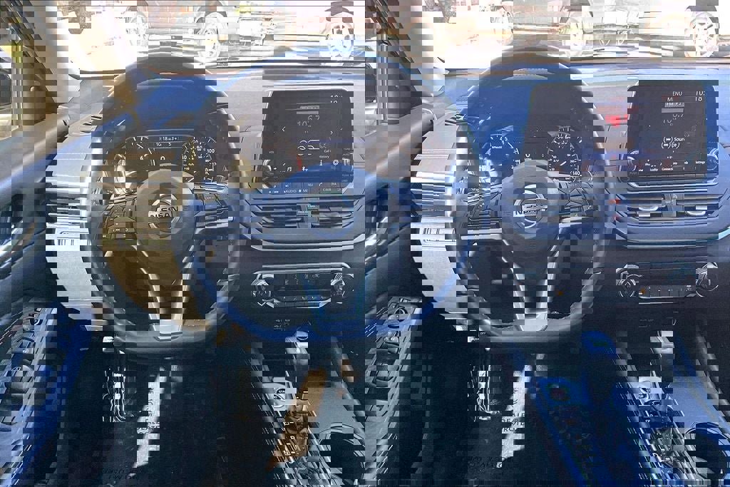 Used 2021 Nissan Altima 2.5 SR image 4