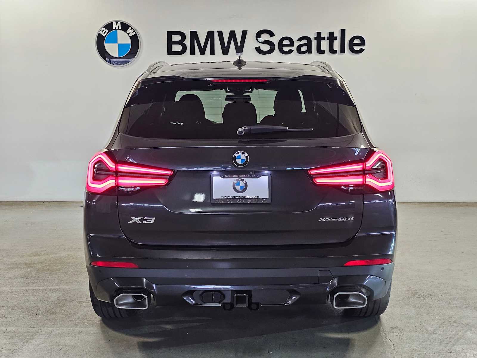 Used 2023 BMW X3 xDrive30i w/ Premium Package w/ZPA image 5