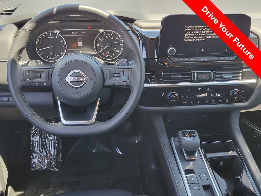 Certified 2025 Nissan Pathfinder SV FWD image 6
