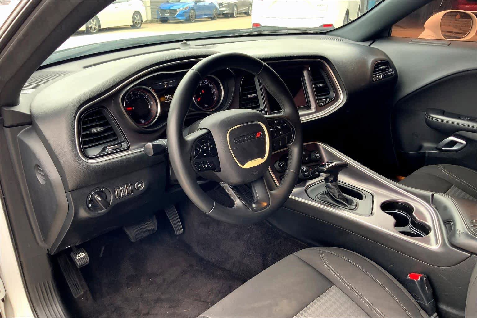 Used 2018 Dodge Challenger SXT RWD image 15