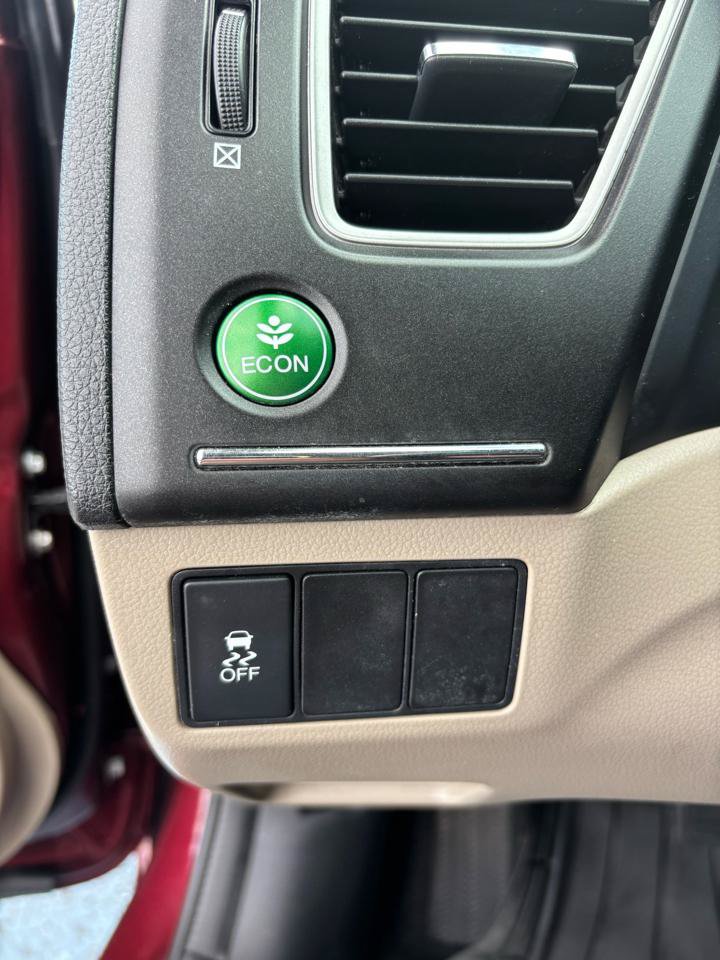 Used 2014 Honda Civic LX image 11