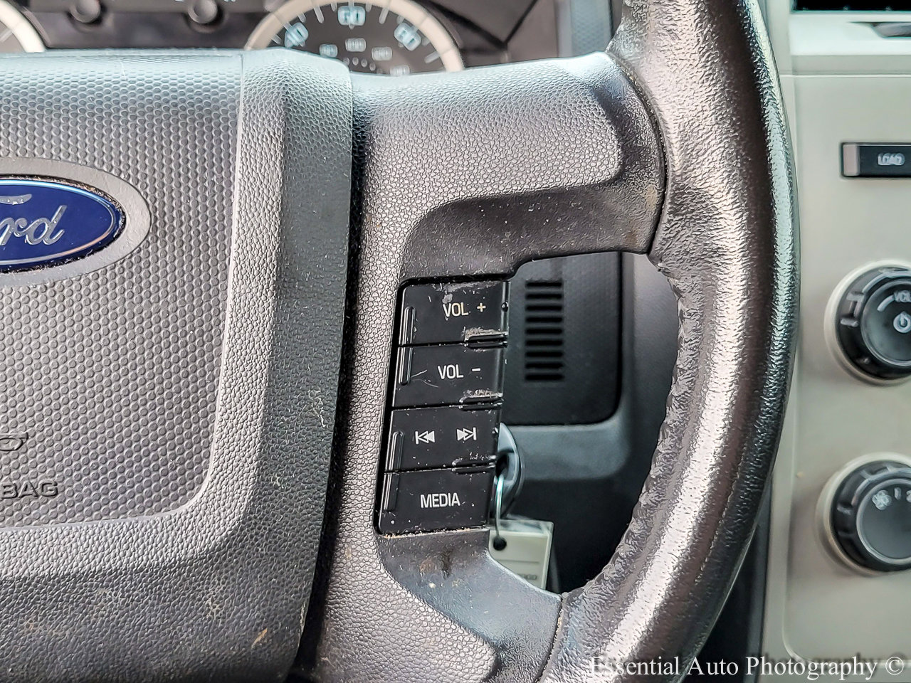 Used 2012 Ford Escape XLT image 13