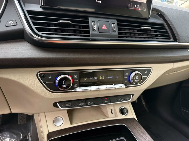 Used 2021 Audi Q5 Premium Plus w/ Premium Plus Package image 28