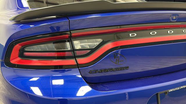 Used 2022 Dodge Charger Scat Pack RWD image 38