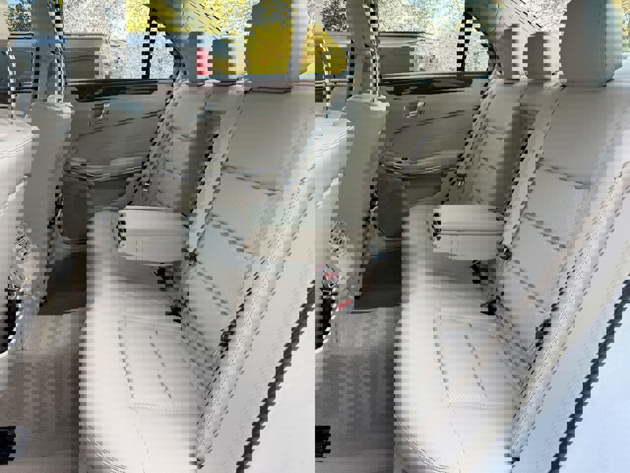 Used 2014 Mercedes-Benz E 350 Sedan w/ Premium 1 Package image 31