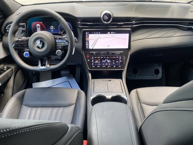 New 2024 Maserati Grecale GT image 44