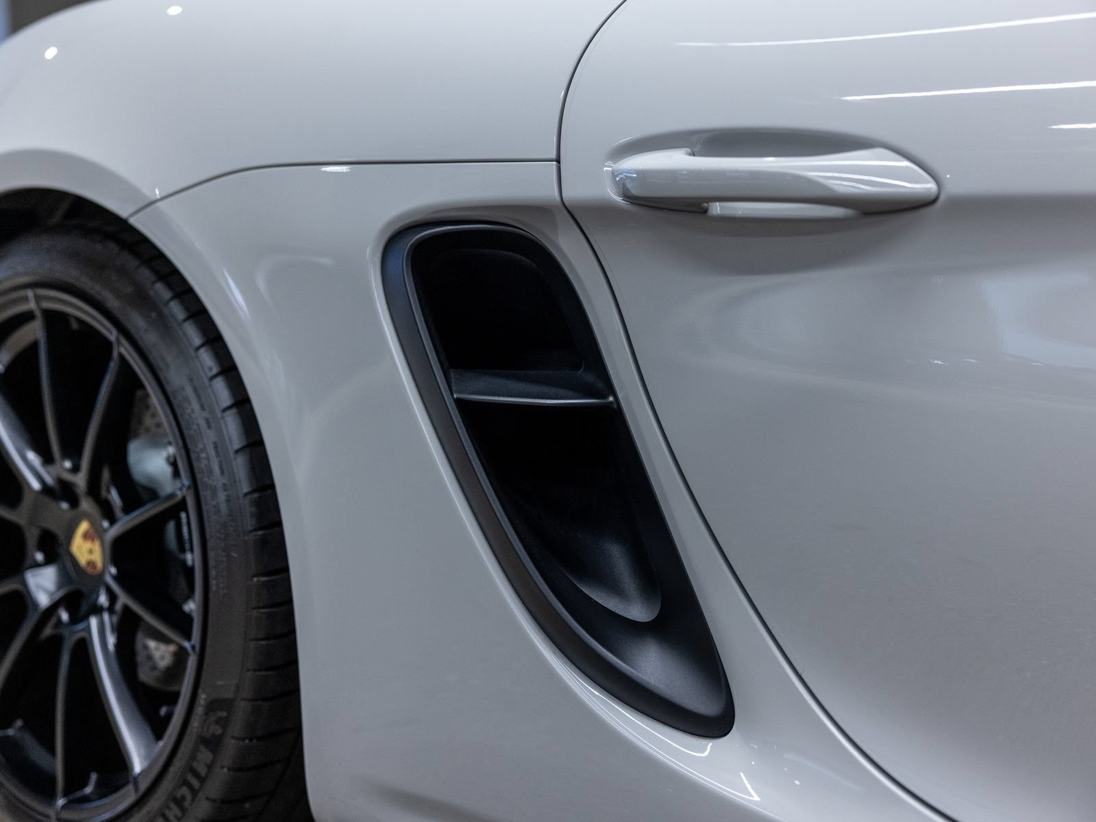 Certified 2025 Porsche 718 Boxster GTS RWD image 23