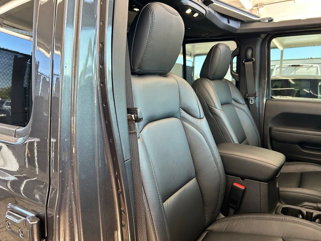 New 2026 Jeep Gladiator Sport AWD/4WD image 33