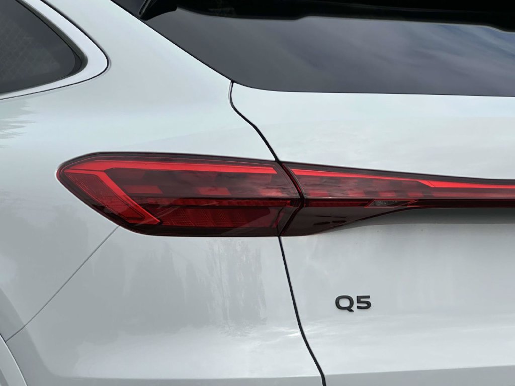New 2026 Audi Q5 Premium Plus AWD/4WD image 14