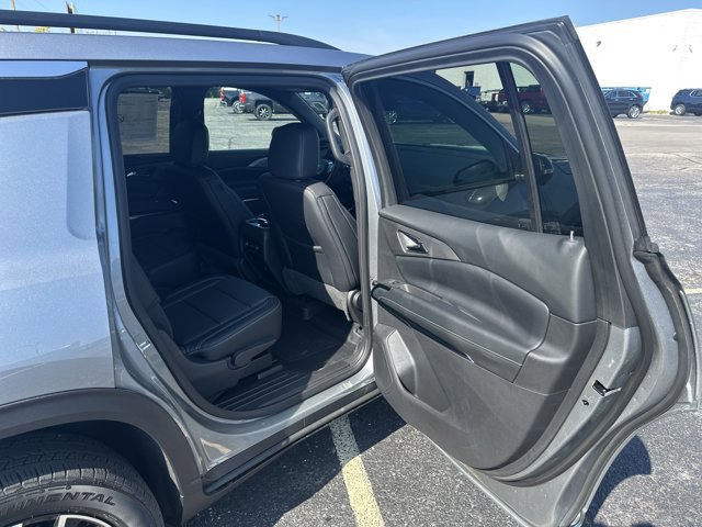 New 2025 Chevrolet Traverse LT w/ Sun and Wheel Package image 26