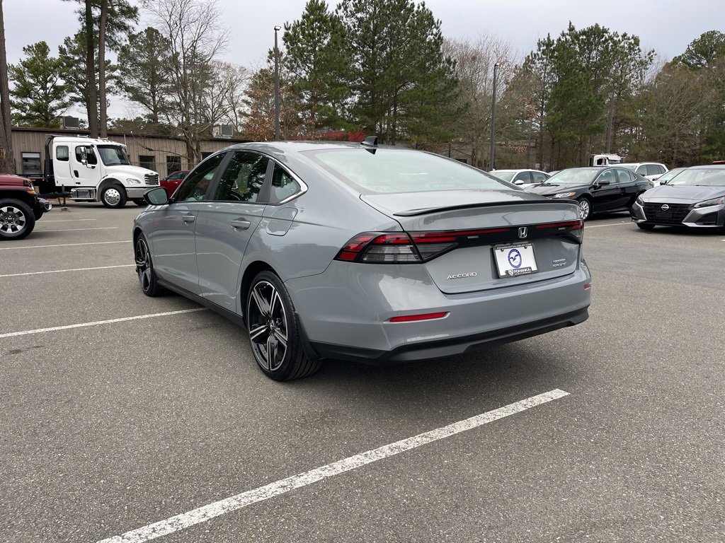 Certified 2025 Honda Accord Sport image 11