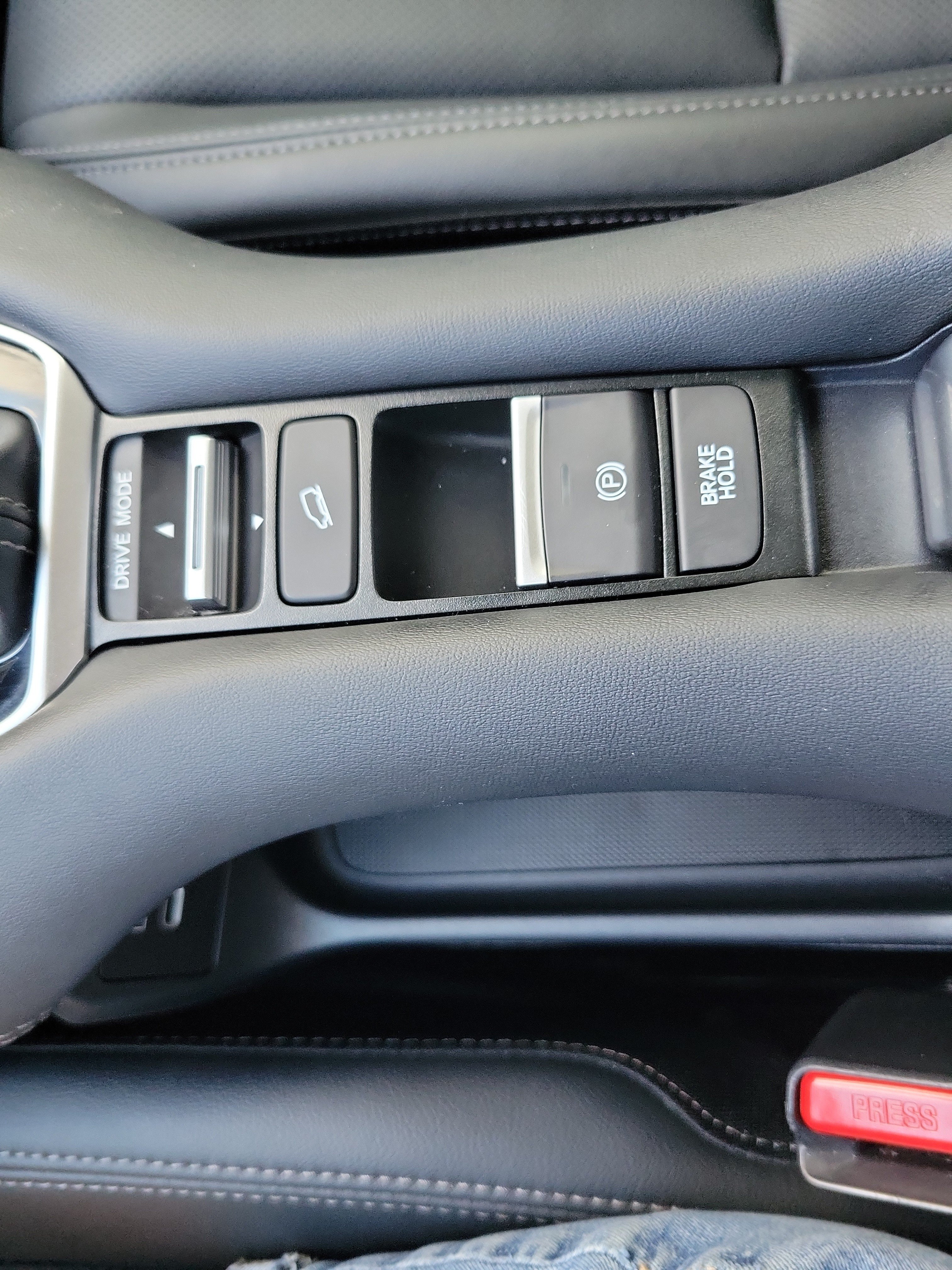 Used 2024 Honda HR-V EX-L image 30