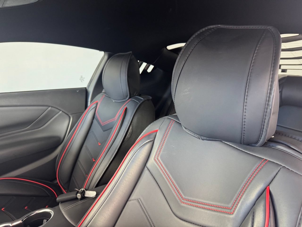 Used 2025 Ford Mustang GT Premium RWD image 10