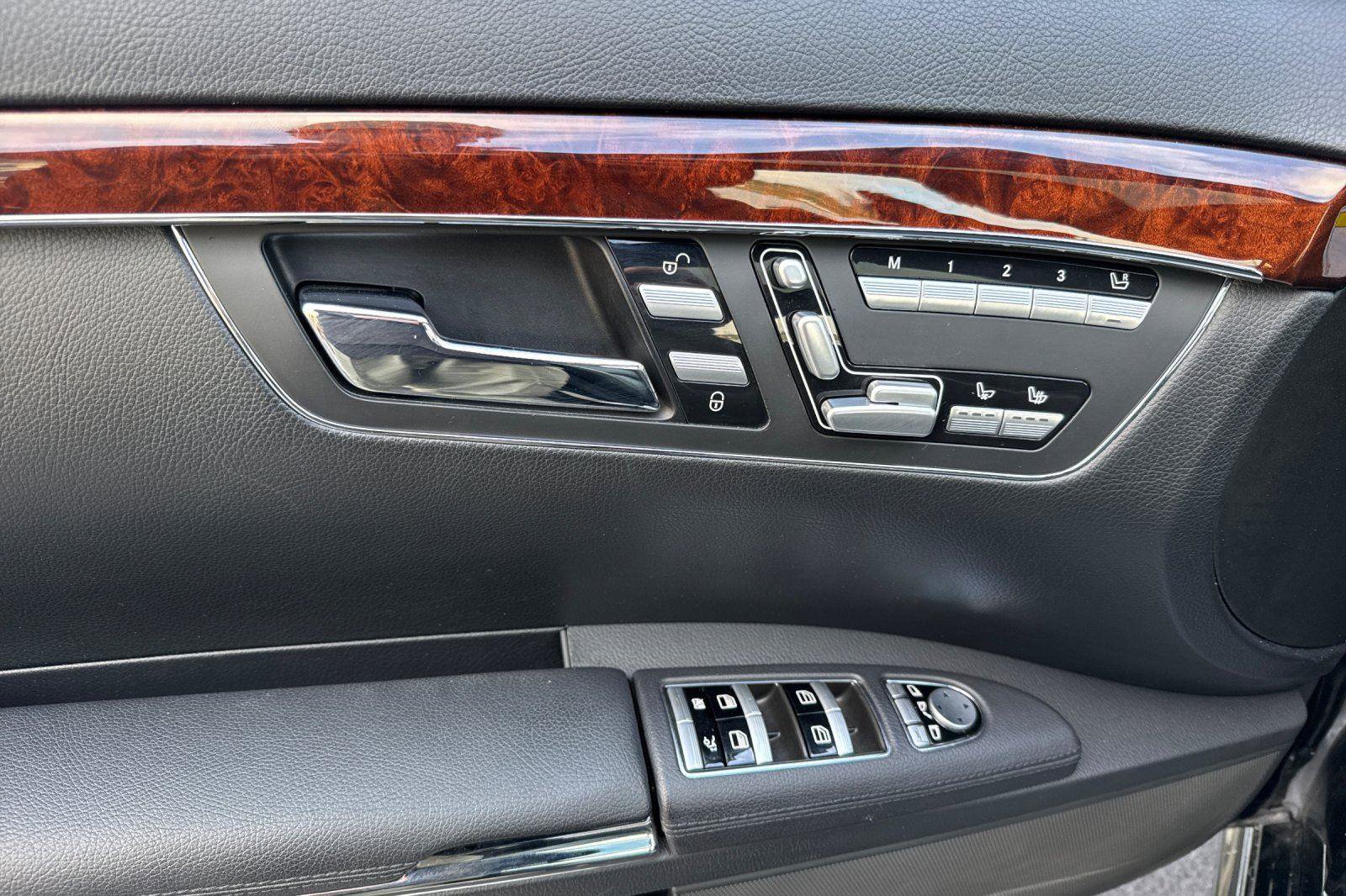 Used 2010 Mercedes-Benz S 550 image 10