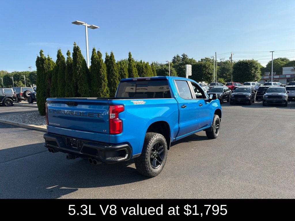 Used 2024 Chevrolet Silverado 1500 LT Trail Boss w/ LT Trail Boss Premium Package AWD/4WD image 3