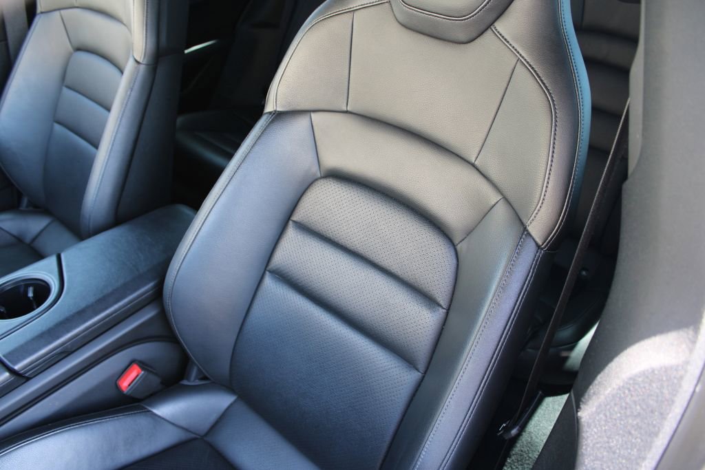 Used 2021 Porsche Taycan RWD image 19